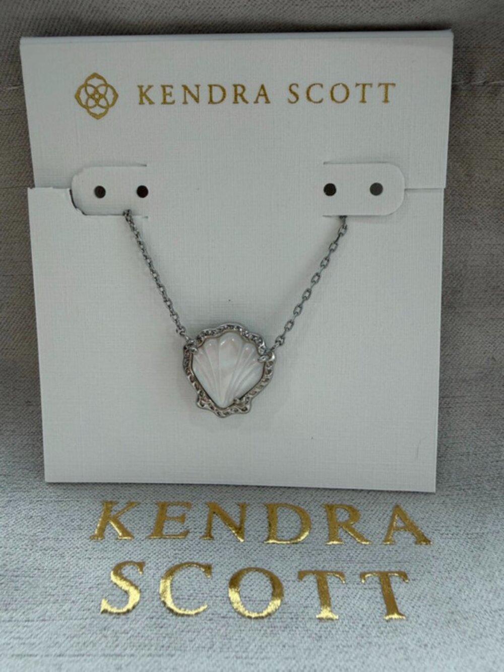 Kendra Scott white seashell necklace